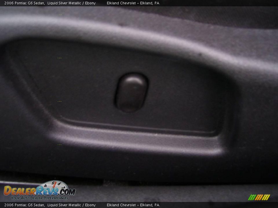 2006 Pontiac G6 Sedan Liquid Silver Metallic / Ebony Photo #31