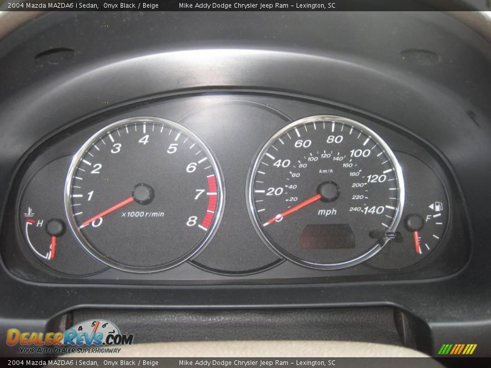 2004 Mazda MAZDA6 i Sedan Onyx Black / Beige Photo #16