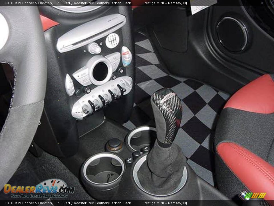 2010 Mini Cooper S Hardtop Shifter Photo #12