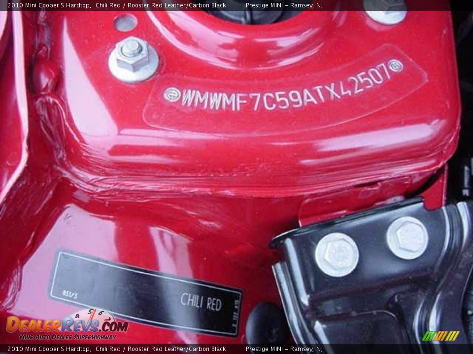 2010 Mini Cooper S Hardtop Chili Red / Rooster Red Leather/Carbon Black Photo #27