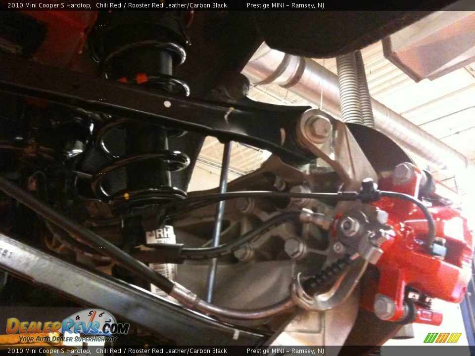 2010 Mini Cooper S Hardtop Chili Red / Rooster Red Leather/Carbon Black Photo #35