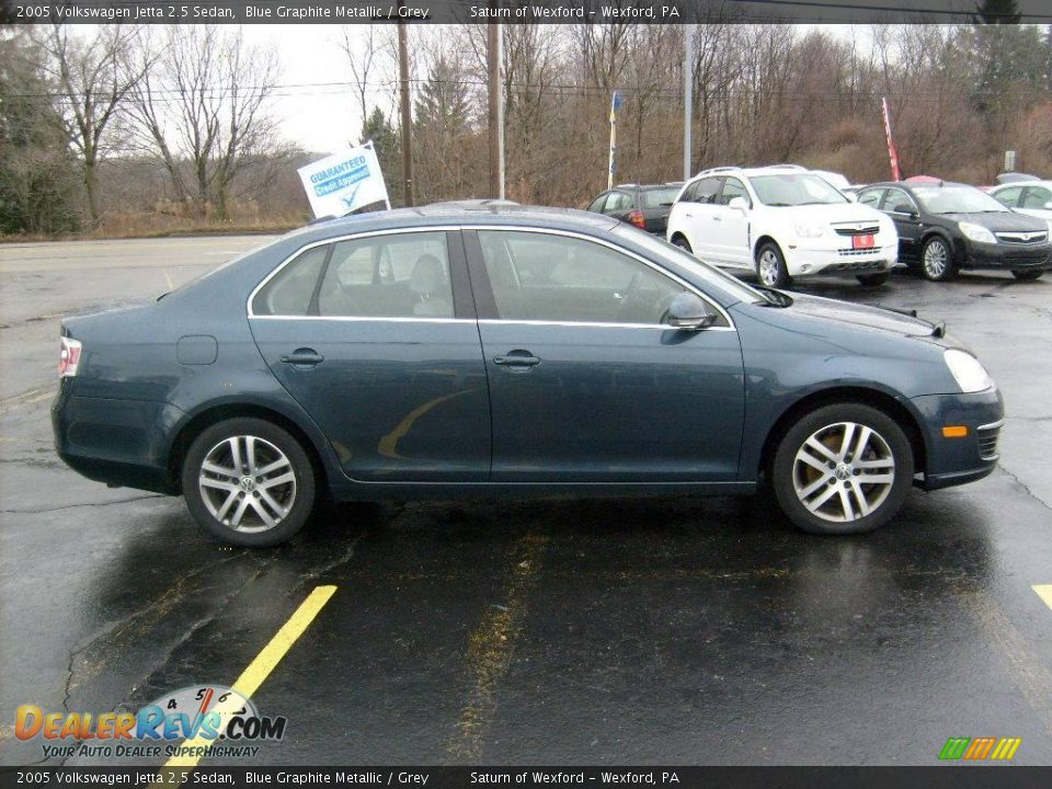 2005 Volkswagen Jetta 2.5 Sedan Blue Graphite Metallic / Grey Photo #5
