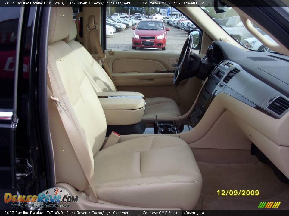 2007 Cadillac Escalade EXT AWD Black Raven / Cocoa/Light Cashmere Photo #11