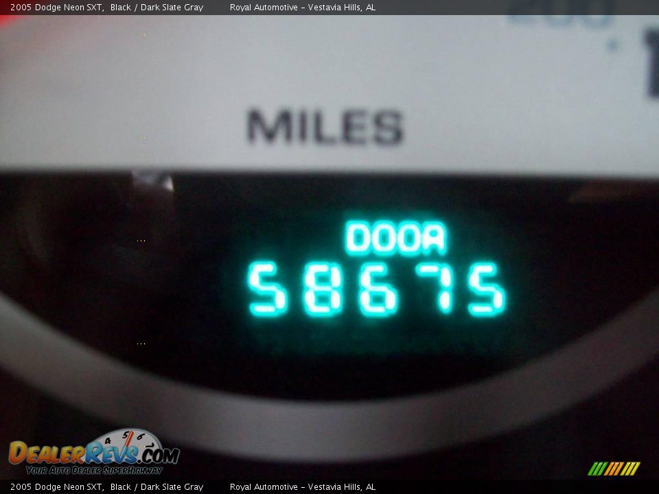 2005 Dodge Neon SXT Black / Dark Slate Gray Photo #8