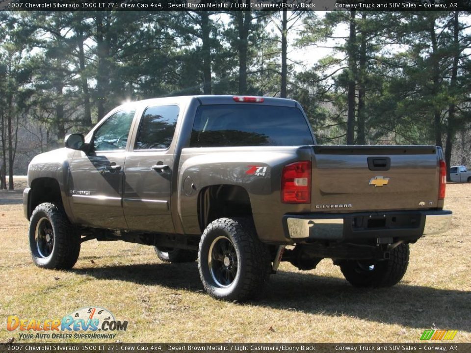 2007 Chevrolet Silverado 1500 LT Z71 Crew Cab 4x4 Desert Brown Metallic / Light Cashmere/Ebony Black Photo #7
