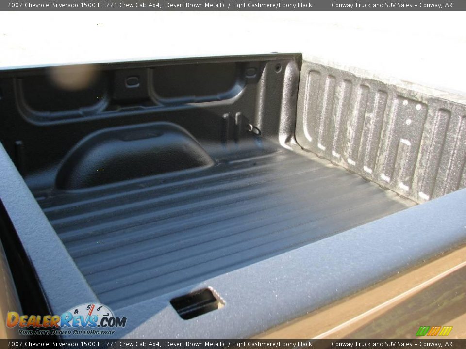 2007 Chevrolet Silverado 1500 LT Z71 Crew Cab 4x4 Desert Brown Metallic / Light Cashmere/Ebony Black Photo #8