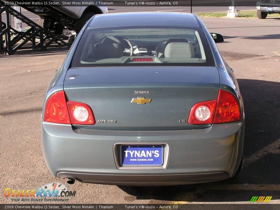 2009 Chevrolet Malibu LS Sedan Silver Moss Metallic / Titanium Photo #5