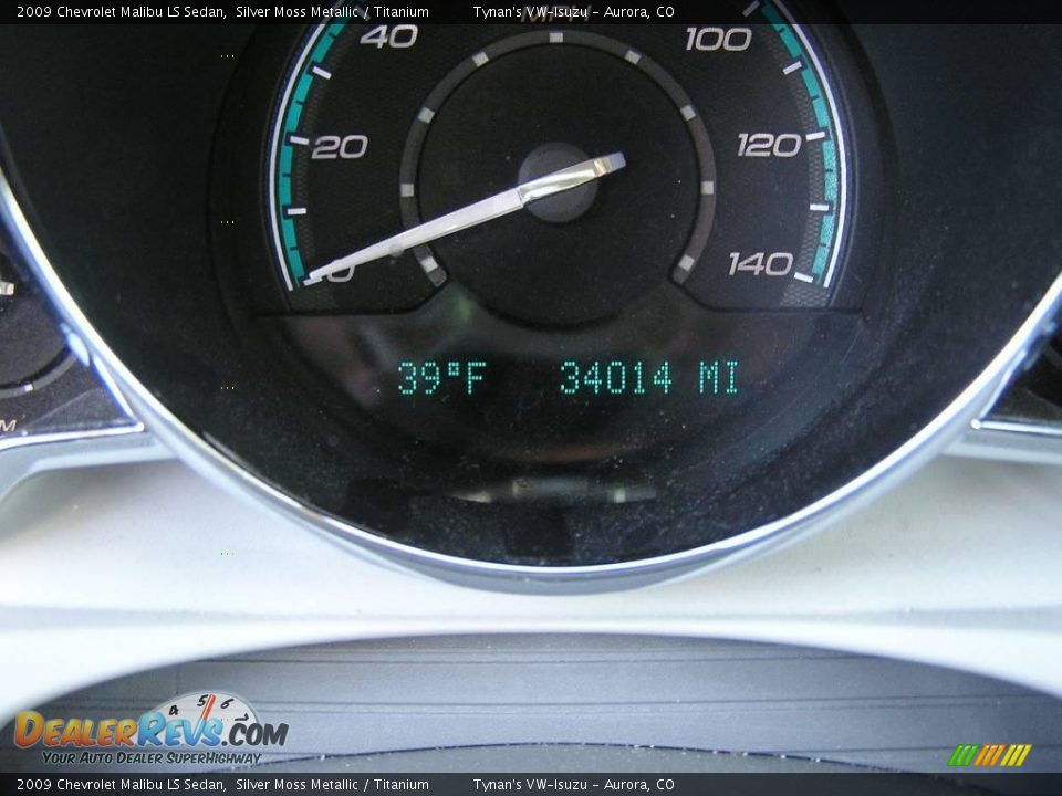 2009 Chevrolet Malibu LS Sedan Silver Moss Metallic / Titanium Photo #18
