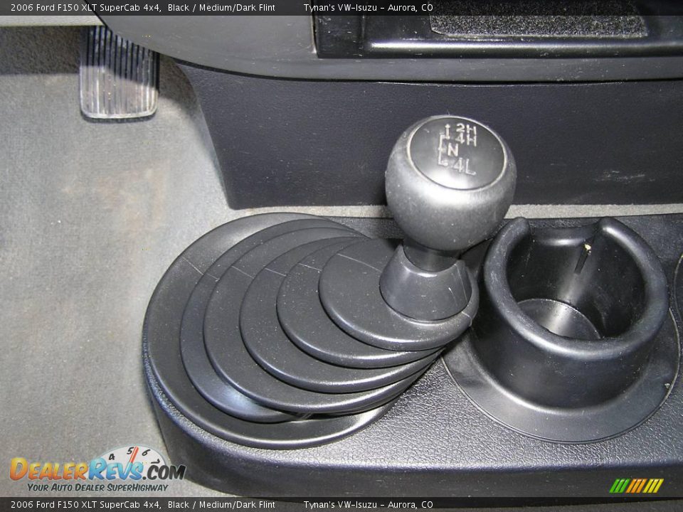 2006 Ford F150 XLT SuperCab 4x4 Black / Medium/Dark Flint Photo #12