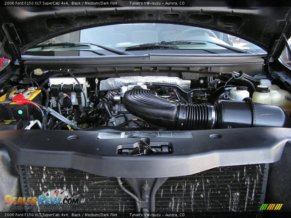 2006 Ford F150 XLT SuperCab 4x4 Black / Medium/Dark Flint Photo #16