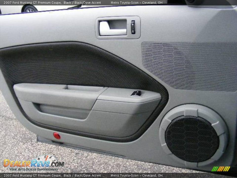 2007 Ford Mustang GT Premium Coupe Black / Black/Dove Accent Photo #23
