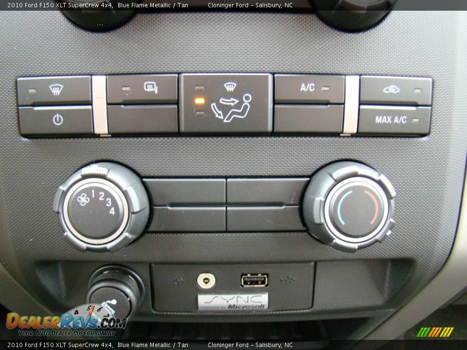 2010 Ford F150 XLT SuperCrew 4x4 Blue Flame Metallic / Tan Photo #23