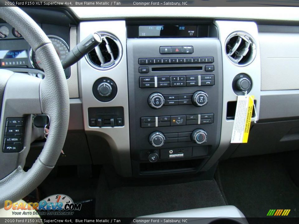 2010 Ford F150 XLT SuperCrew 4x4 Blue Flame Metallic / Tan Photo #27