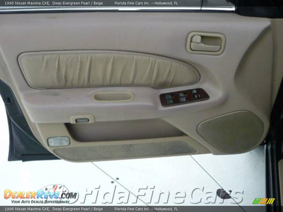 1996 Nissan Maxima GXE Deep Evergreen Pearl / Beige Photo #9