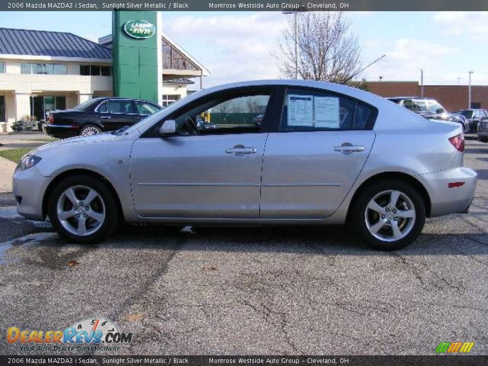2006 Mazda MAZDA3 i Sedan Sunlight Silver Metallic / Black Photo #2