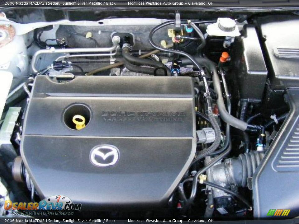 2006 Mazda MAZDA3 i Sedan Sunlight Silver Metallic / Black Photo #30