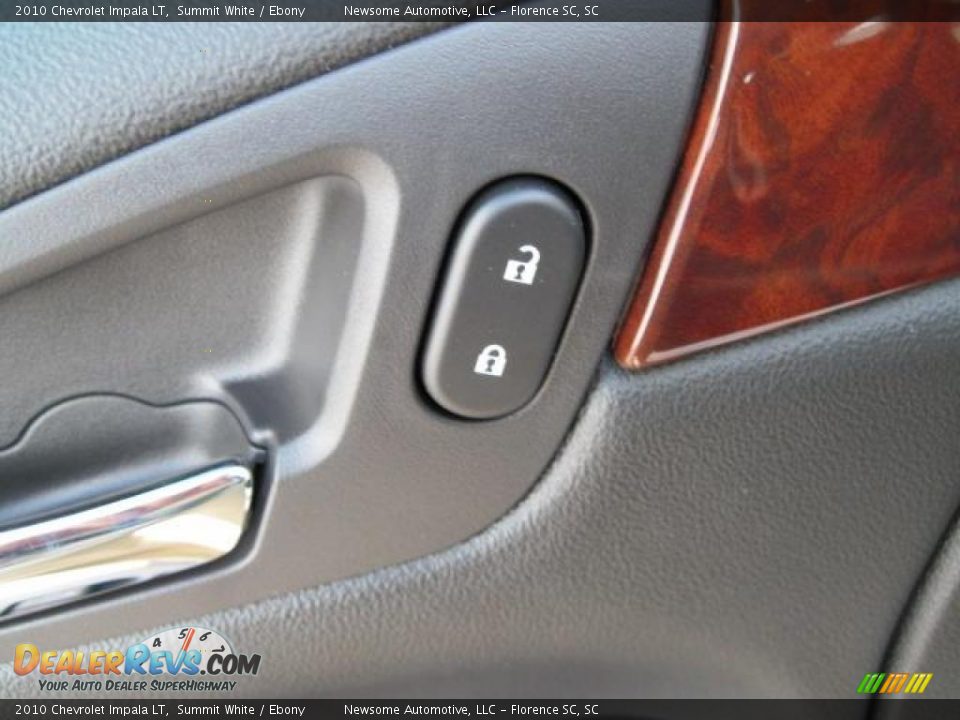 2010 Chevrolet Impala LT Summit White / Ebony Photo #11
