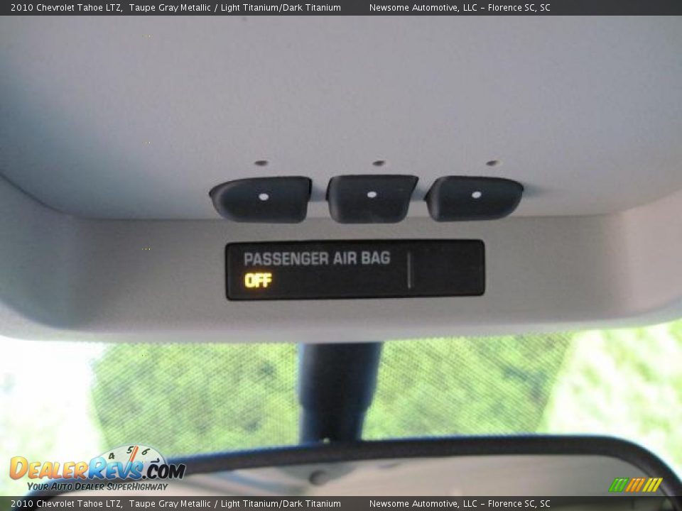 2010 Chevrolet Tahoe LTZ Taupe Gray Metallic / Light Titanium/Dark Titanium Photo #7