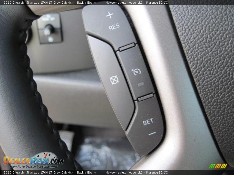 2010 Chevrolet Silverado 1500 LT Crew Cab 4x4 Black / Ebony Photo #9