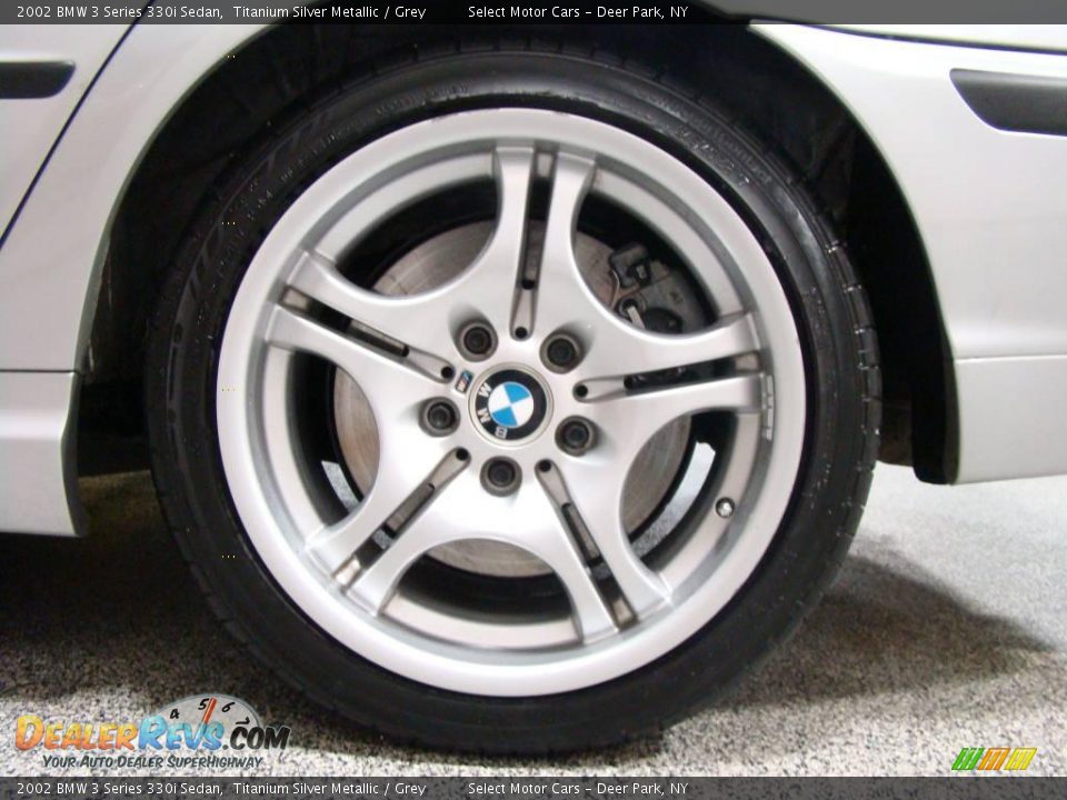 2002 BMW 3 Series 330i Sedan Titanium Silver Metallic / Grey Photo #6