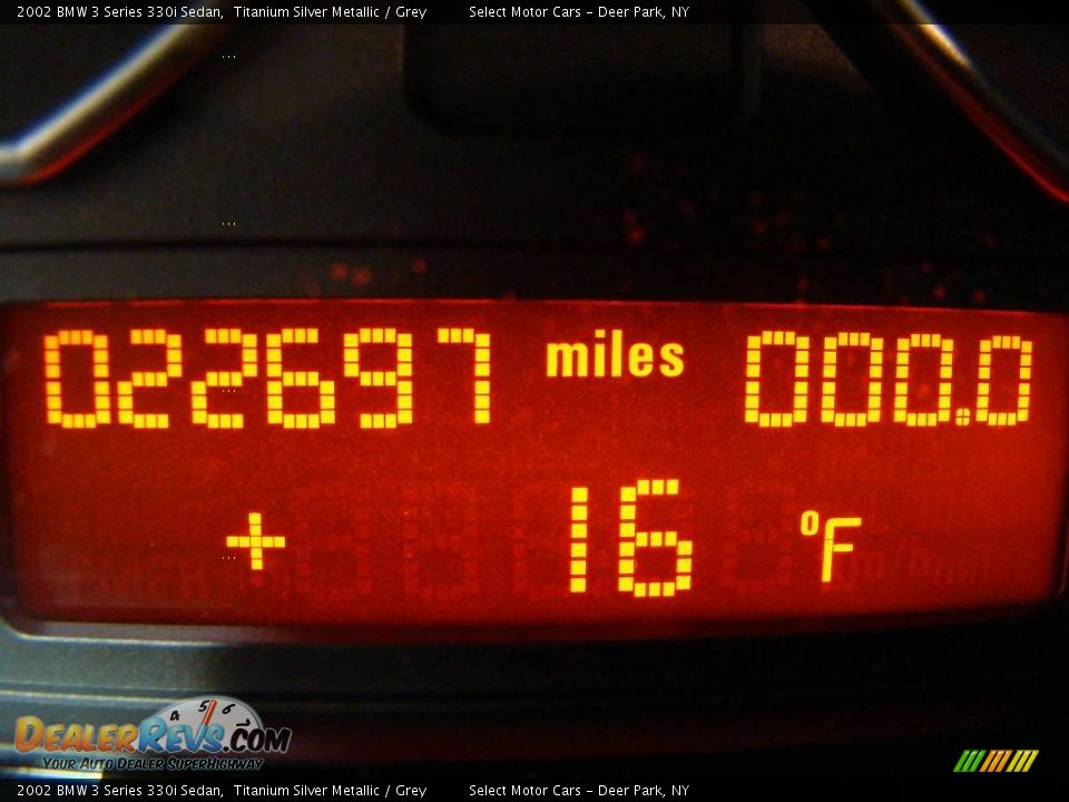 2002 BMW 3 Series 330i Sedan Titanium Silver Metallic / Grey Photo #14