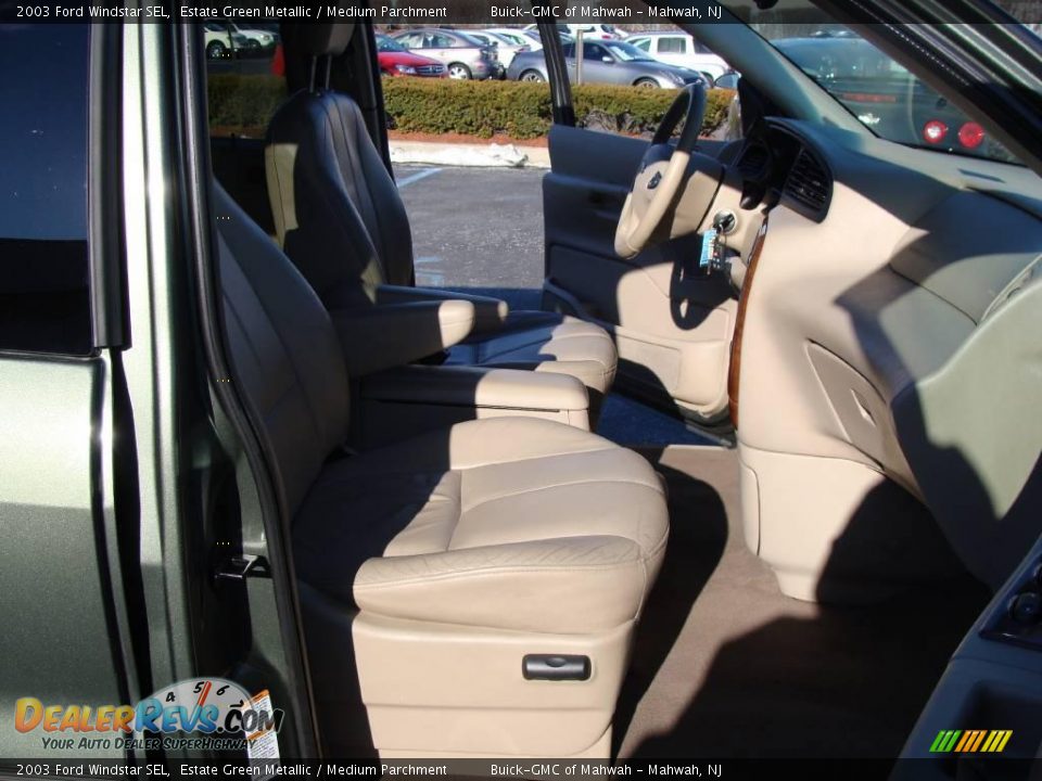 2003 Ford Windstar SEL Estate Green Metallic / Medium Parchment Photo #18