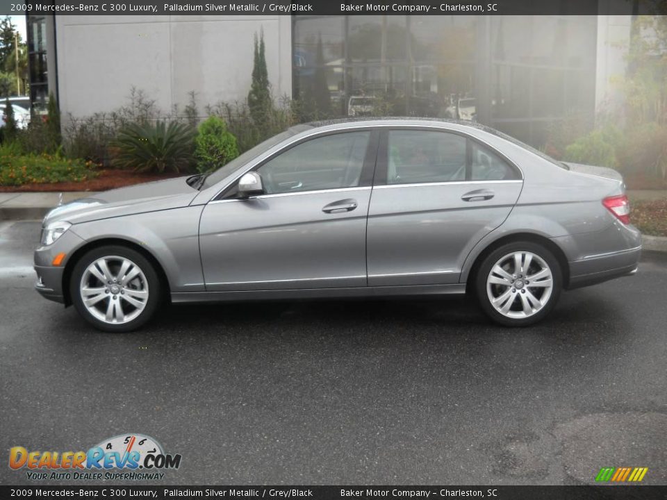 2009 Mercedes-Benz C 300 Luxury Palladium Silver Metallic / Grey/Black Photo #2