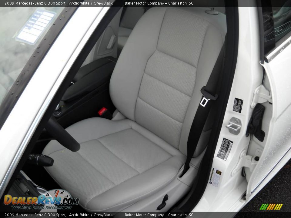2009 Mercedes-Benz C 300 Sport Arctic White / Grey/Black Photo #6
