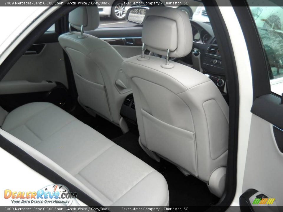 2009 Mercedes-Benz C 300 Sport Arctic White / Grey/Black Photo #10