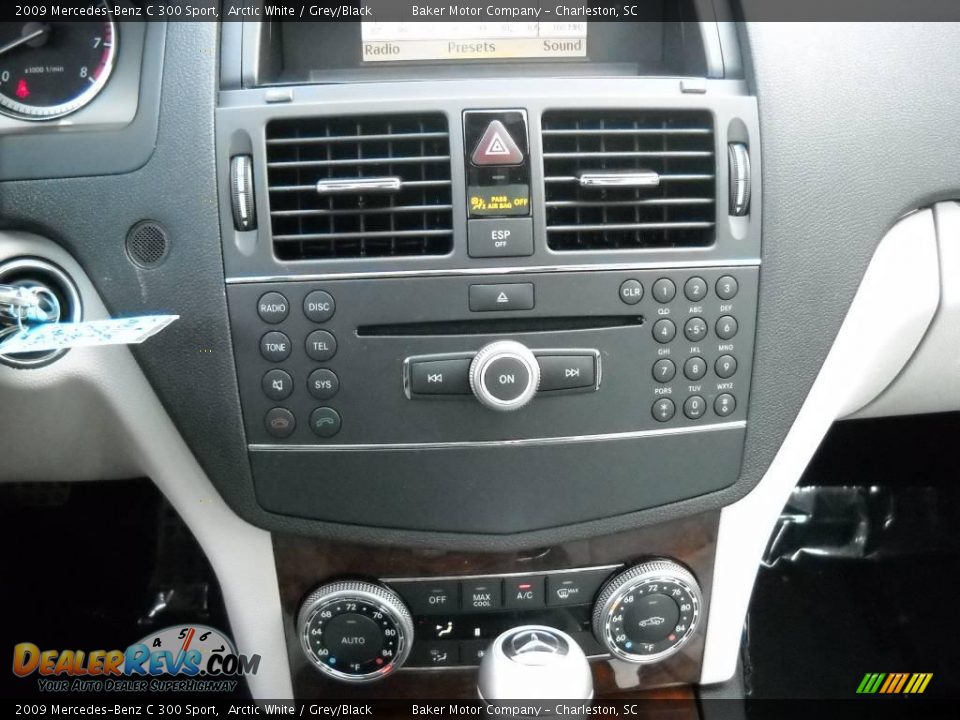 2009 Mercedes-Benz C 300 Sport Arctic White / Grey/Black Photo #22