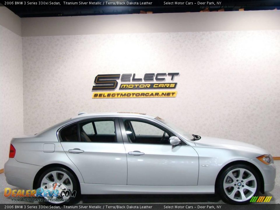 2006 BMW 3 Series 330xi Sedan Titanium Silver Metallic / Terra/Black Dakota Leather Photo #4