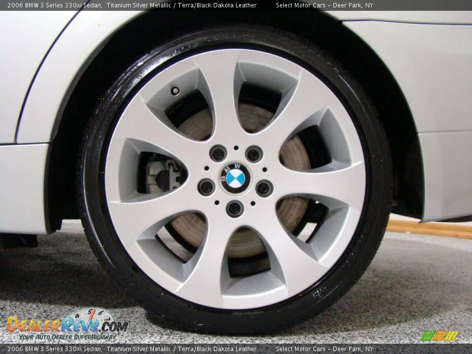 2006 BMW 3 Series 330xi Sedan Titanium Silver Metallic / Terra/Black Dakota Leather Photo #6