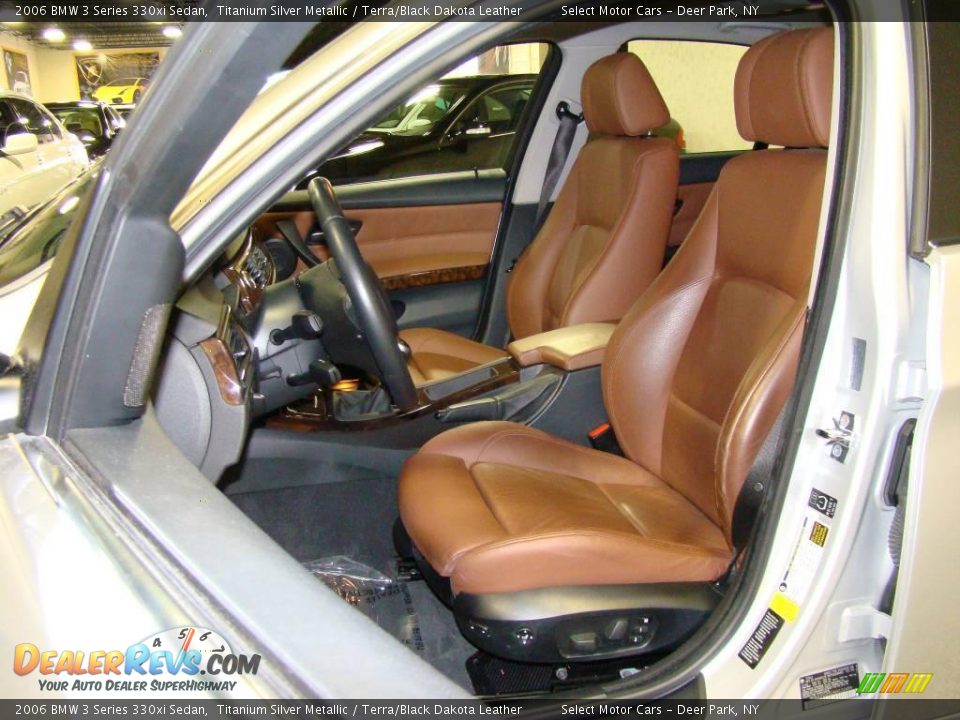 2006 BMW 3 Series 330xi Sedan Titanium Silver Metallic / Terra/Black Dakota Leather Photo #8