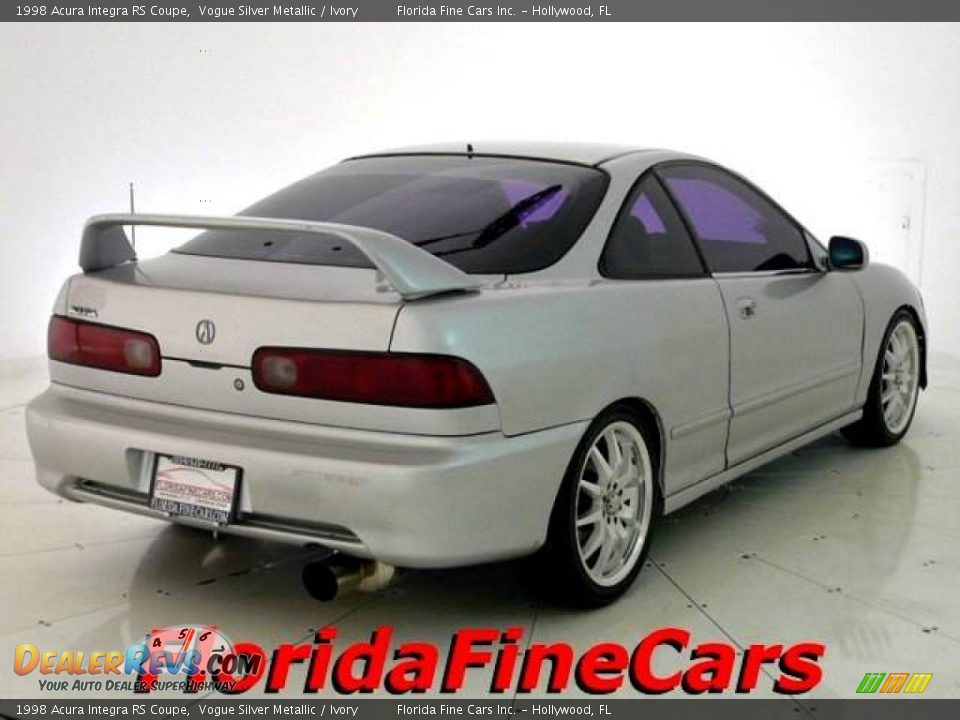 1998 Acura Integra RS Coupe Vogue Silver Metallic / Ivory Photo #2