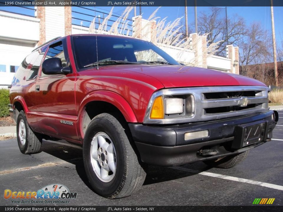 1996 Chevrolet Blazer LS 4x4 Apple Red / Graphite Photo #1