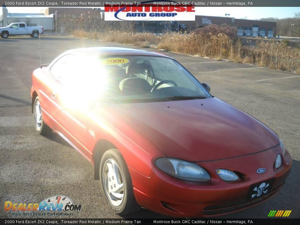 2000 Ford Escort ZX2 Coupe Toreador Red Metallic / Medium Prairie Tan Photo #23