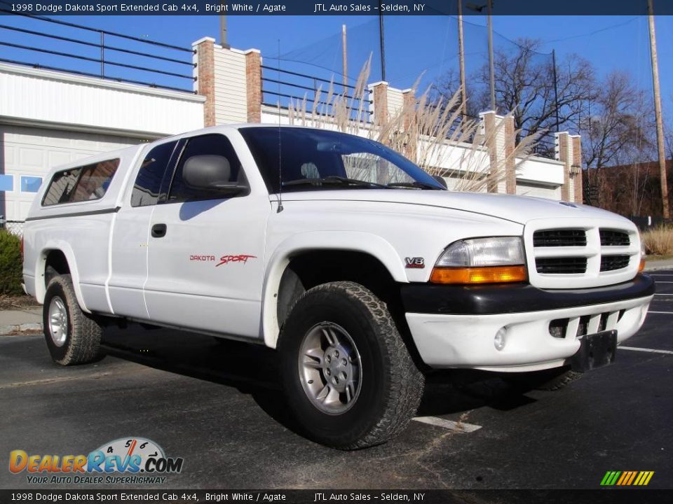 1998 Dodge Dakota Sport Extended Cab 4x4 Bright White / Agate Photo #8