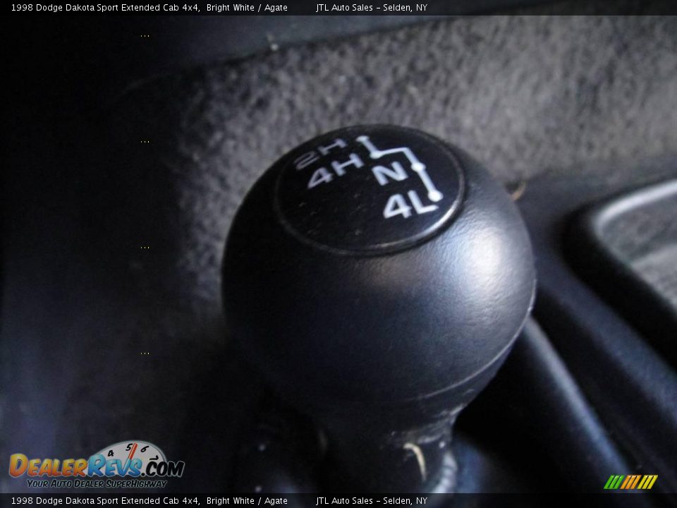 1998 Dodge Dakota Sport Extended Cab 4x4 Bright White / Agate Photo #15