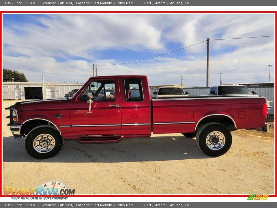 1997 Ford F250 XLT Extended Cab 4x4 Toreador Red Metallic / Ruby Red Photo #2