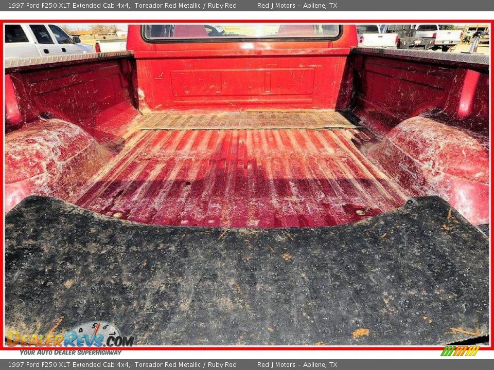 1997 Ford F250 XLT Extended Cab 4x4 Toreador Red Metallic / Ruby Red Photo #5
