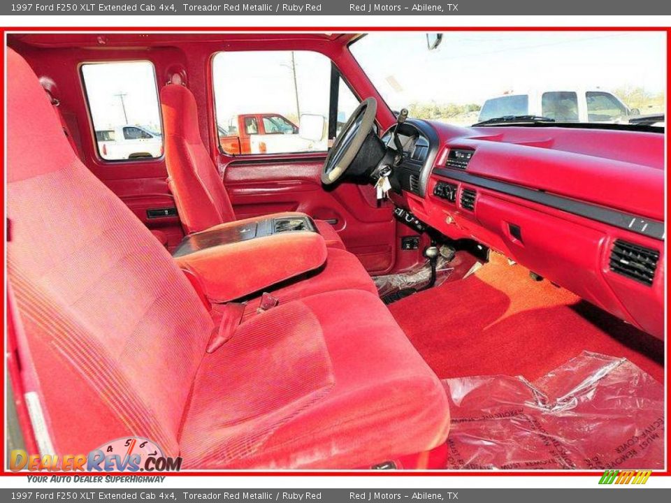 1997 Ford F250 XLT Extended Cab 4x4 Toreador Red Metallic / Ruby Red Photo #17