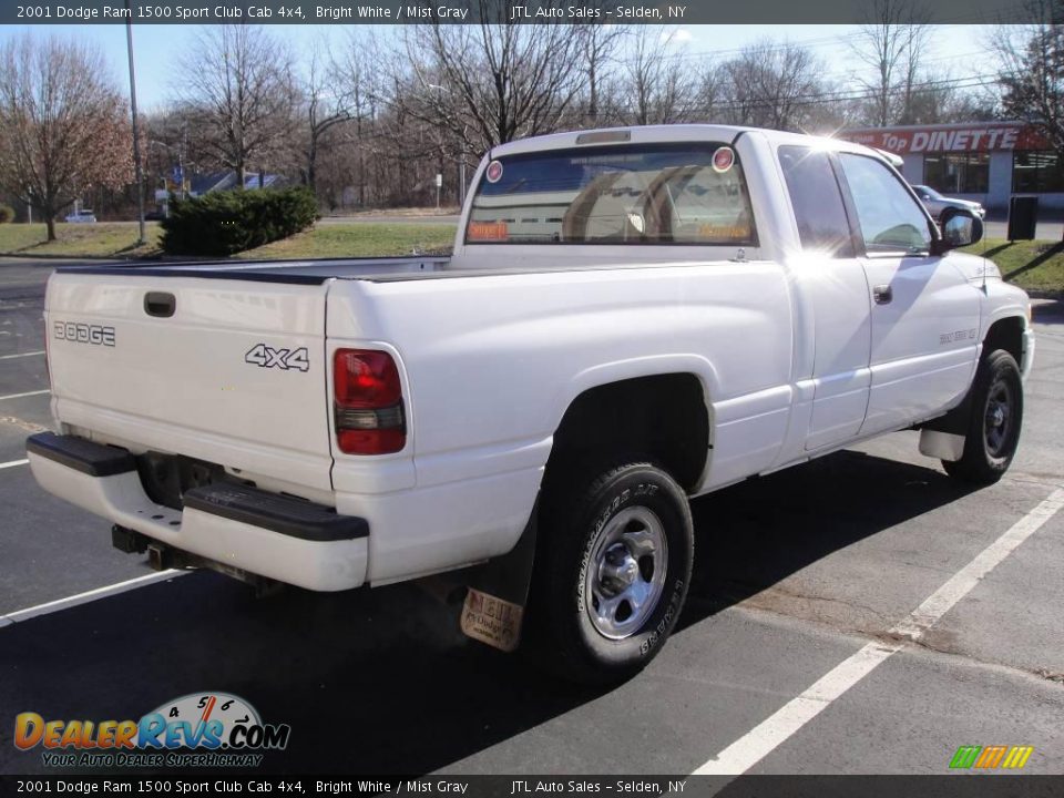 2001 Dodge Ram 1500 Sport Club Cab 4x4 Bright White / Mist Gray Photo #6