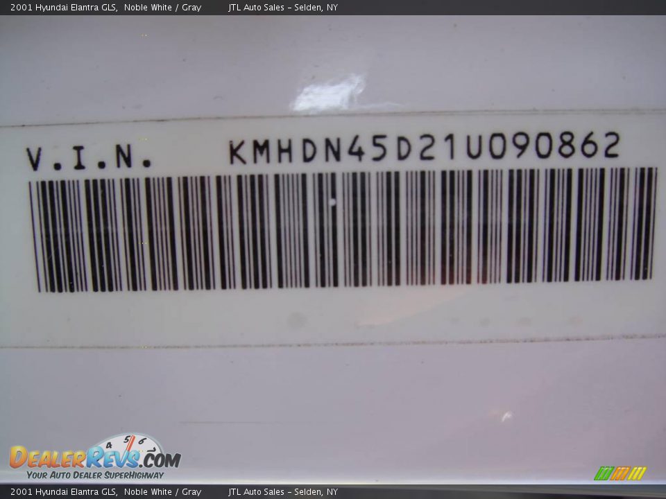 2001 Hyundai Elantra GLS Noble White / Gray Photo #17