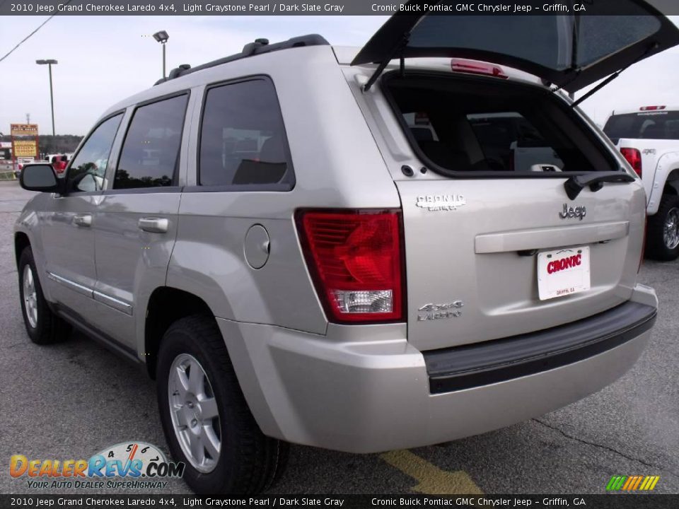 2010 Jeep Grand Cherokee Laredo 4x4 Light Graystone Pearl / Dark Slate Gray Photo #14