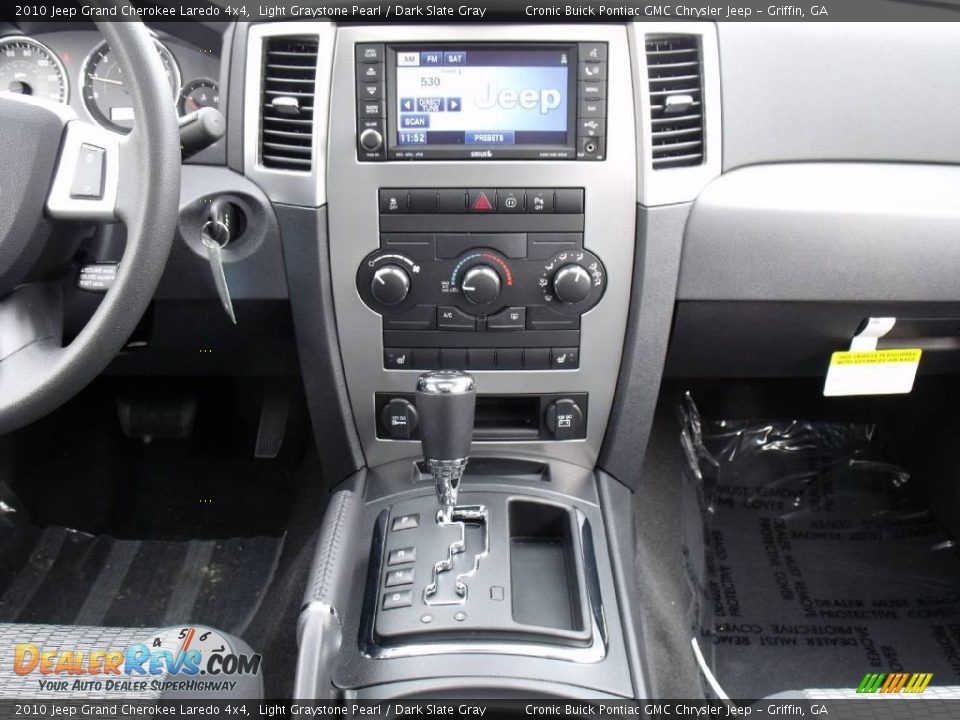 2010 Jeep Grand Cherokee Laredo 4x4 Light Graystone Pearl / Dark Slate Gray Photo #18