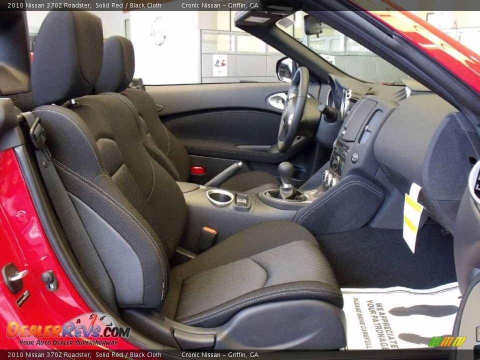 2010 Nissan 370Z Roadster Solid Red / Black Cloth Photo #12