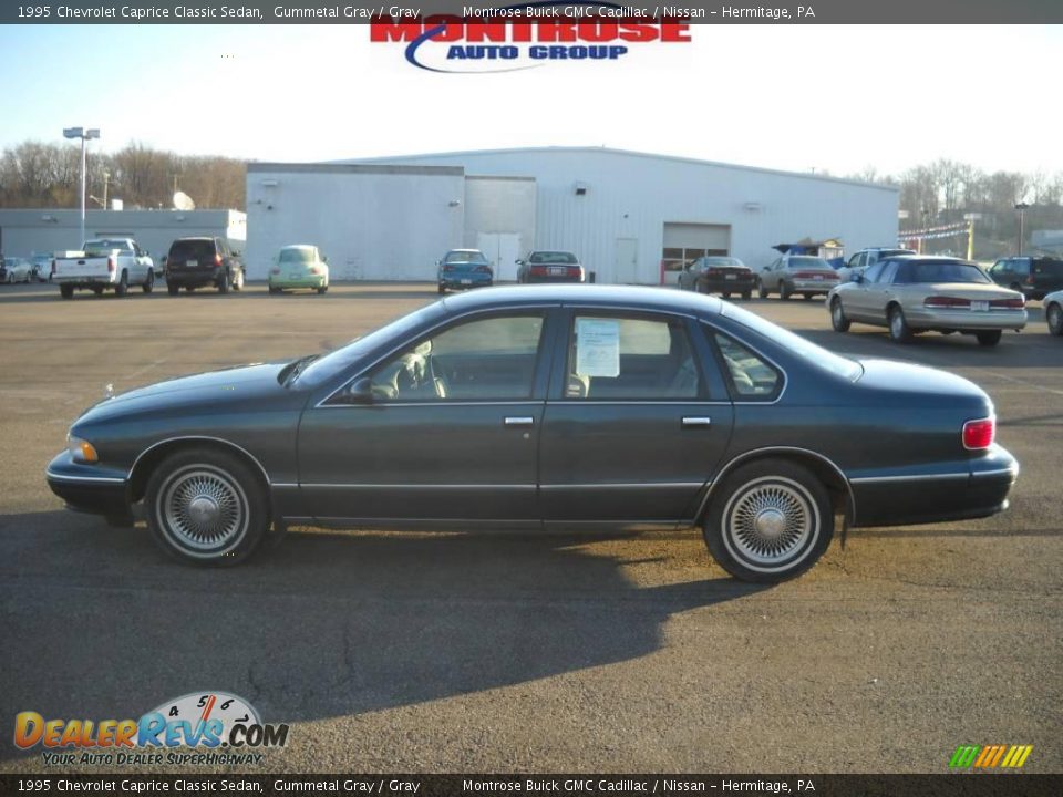 1995 Chevrolet Caprice Classic Sedan Gummetal Gray / Gray Photo #7