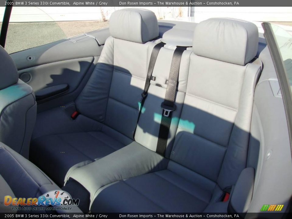 2005 BMW 3 Series 330i Convertible Alpine White / Grey Photo #26