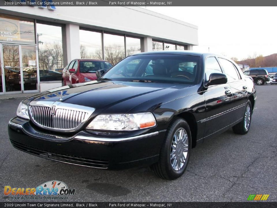 2009 Lincoln Town Car Signature Limited Black / Black Photo #1