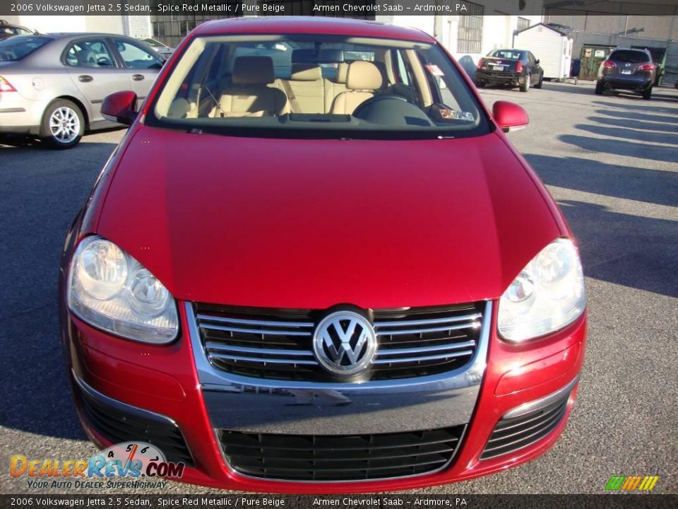 2006 Volkswagen Jetta 2.5 Sedan Spice Red Metallic / Pure Beige Photo #3